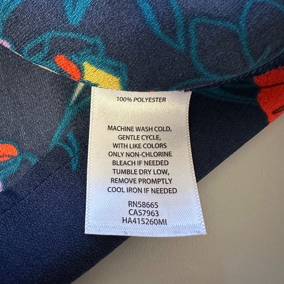 Halogen Floral Button Down Flowy Blouse | Size Medium - Picture 9 of 9